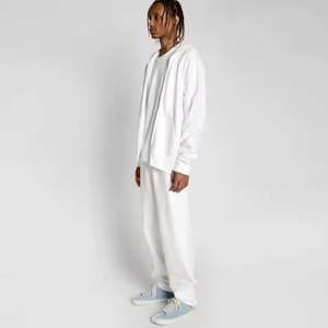 Logo personnalisé Vente en gros Sweat-shirt à capuche avec fermeture éclair Intégral avec strass vierge pour hommes - Product Image 3