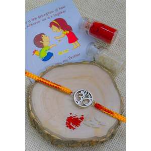 Rakhi de Plata 925 con Colgante de Om, Joyería Rakhi con Diamante y Perla, Hecho a Mano en India para Fiestas - Product Image 2