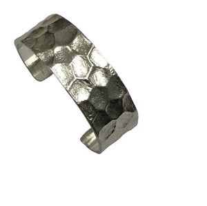 2026 Europe women jewelry Hot Sell <b>Hammered</b> Bracelet Design Cuffs and Geometrically Design bird brass <b>bangle</b> cuff - Product Image 1
