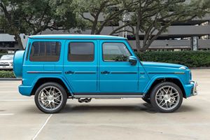 Mercedes-AMG G-63 2026, 300-400 CV, 1-25000 Millas, 577 CV, Motor V8 Biturbo, Estándar de Emisiones Euro, 5 Plazas - Product Image 3