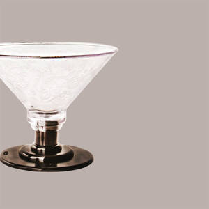 Gobelet en plexiglas transparent réutilisable EIS de 600 cc avec base noire, matériau plastique, contact alimentaire sans danger pour la crème glacée - Product Image 3