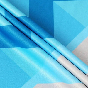 Ropa de fútbol de poliéster 100% con logotipo personalizado para adultos conjuntos cómodos con la última impresión de uniformes transpirables - Product Image 6