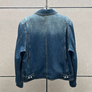 Veste streetwear en denim délavé tendance 2025, écologique, mode féminine, vêtements d'extérieur - Product Image 2