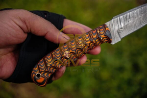 Couteau de chasse et de camping en acier Damas fait main, parmi les plus vendus |   Couteau à lame fixe personnalisé, manche en bois pleine soie, étui en cuir, garantie 3 ans - Product Image 4