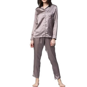 Vêtements d'été de haute qualité imprimés pour femmes Vêtements de nuit Pyjamas à manches longues pour femmes Ensemble Logo personnalisé Services OEM - Product Image 1