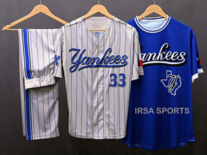 Ensemble maillot et pantalon de football personnalisé respirant imprimé par sublimation - Col en V unisexe de haute qualité 100% polyester - Product Image 3