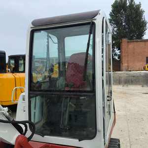 Miniexcavadora Usada Takeuchi TB135 de 3.5 Toneladas, Fabricada en Japón, Maquinaria de Segunda Mano - Product Image 2