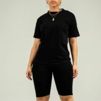 Ensemble short et t-shirt de motard deux pièces pour femme-Vêtements de sport confortables et élégants, parfaits pour les tenues décontractées et les tenues d'été