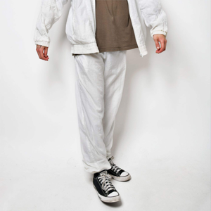 Ensemble de survêtement rétro blanc pour homme, léger et confortable, idéal pour les tenues de tous les jours et les festivals - Product Image 6