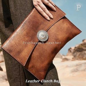 Calidad de exportación Lleve su estilo esencial con un elegante bolso de mano de cuero plegable sobre el embrague de cuero que ofrece practicidad de estilo - Product Image 3