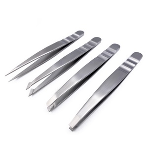 Pinces à épiler pour cils et sourcils en acier inoxydable à pointe inclinée et pointue, vendues à chaud, dans un étui de rangement de voyage - Product Image 3