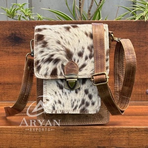 Personnalisé nouvelle mode tendance Designer peau de vache femmes sac à bandoulière Durable en cuir véritable sac à bandoulière de luxe sacs à bandoulière - Product Image 1