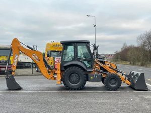 Meilleure qualité Chargeur rétrocaveuse CASE 770EX avec cabine, 4WD - Product Image 4