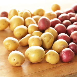 Patatas Frescas Orgánicas de Primera Calidad (Solanum Tuberosum) en Venta - Product Image 1