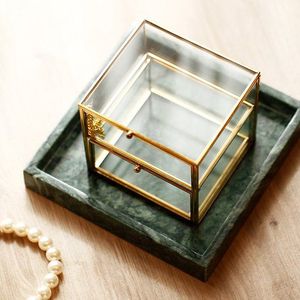 Boîte à bijoux personnalisée en laiton avec options de gravure personnalisées belle finition en or pour des occasions de cadeaux significatives - Product Image 5