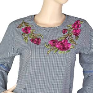 Blusa a cuadros bordada para mujer - Negra y verde - Product Image 3