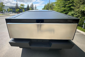 รถกระบะไฟฟ้าเทสลา ไซเบอร์ทรัค ปี 2023 ขับเคลื่อนสี่ล้อ - Product Image 4