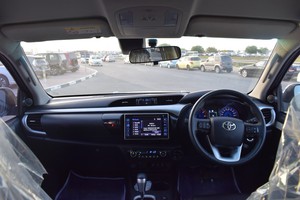 2024 TOYOTA HILUX DU CABINA USADA - Product Image 4