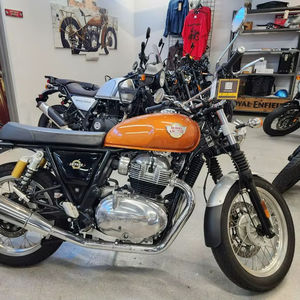 CLEAN FAST 2025-2026 Royals Enfields INT650 Nueva Motocicleta de Calle de 648cc con Motor de 2 Cilindros en Línea, Lista para Envío Mundial - Product Image 1