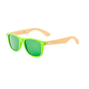 Set Regalo Complementare di Occhiali da Sole Ecologici in Bambù Ferguson - Product Image 2