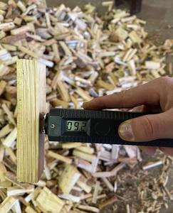 Vente directe de bois de chauffage de chêne séché au four, charge de camion, bois dur pour poêles, comprenant du chêne, du hêtre et du frêne. Achetez des bûches de chêne séché au four. - Product Image 5