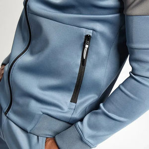 Survêtement de sport personnalisé pour hommes au meilleur prix pour le jogging, la course à pied, survêtement d'entraînement à capuche avec motif solide pour l'entraînement sportif - Product Image 4