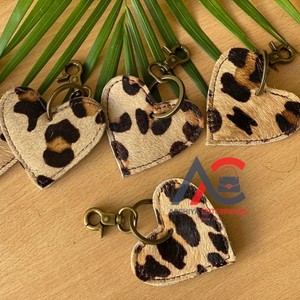พวงกุญแจหนัง,พวงกุญแจหนังวัวทรงหัวใจพวงกุญแจมีสไตล์ - Product Image 1