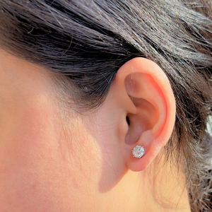 ต่างหูเพชรโมอิสซาไนต์ทรงกลมทอง 14K ดีไซน์หกขา - Product Image 3
