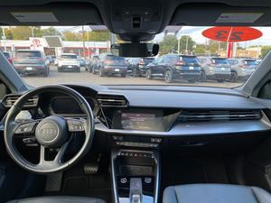 Audi A3 40 TFSI Premium FWD 2023, Volante a la Izquierda, Euro III, 200-250 CV, 50001-75000 Millas, EE. UU. - Product Image 2