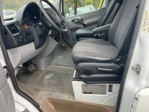 Offre Spéciale : Dodge Sprinter Cargo 2500 144 WB RWD d'occasion - PRÊT À EXPÉDIER - Product Image 2