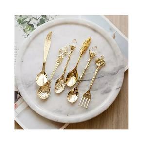 Juego de cubiertos de diseño clásico con juego de cubiertos de cocina de calidad superior para servir y comer a un precio aceptable - Product Image 5