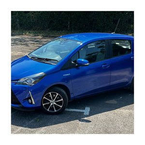 2020 pour Yaris Turbo FWD Sedan avec sièges en cuir R16 Pneus Intérieur foncé Direction gauche-Prix aux enchères - Product Image 6