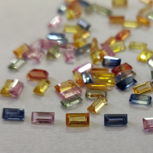 แซฟไฟร์หลากสีธรรมชาติ ขนาด 2x4 มม. ทรงบาแกตต์เจียระไน คุณภาพสูง - แซฟไฟร์หลากสีทรงมาร์ควิสเจียระไนแบบหลวม - Product Image 1