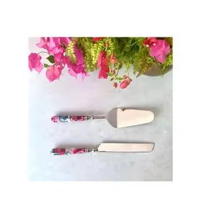 Ensemble de couteau et spatule à gâteau en métal pour les fêtes, durable, écologique, couleur personnalisée - Product Image 3