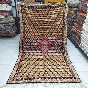Tapis marocains authentiques faits à la main en laine, motifs berbères traditionnels, styles vintage et modernes pour la décoration intérieure - Product Image 1