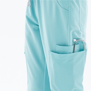 Venta al por mayor de uniformes médicos de Enfermería de LICRA unisex longitud completa logotipo personalizado color transpirable diseño de moda uniformes de hospital - Product Image 5