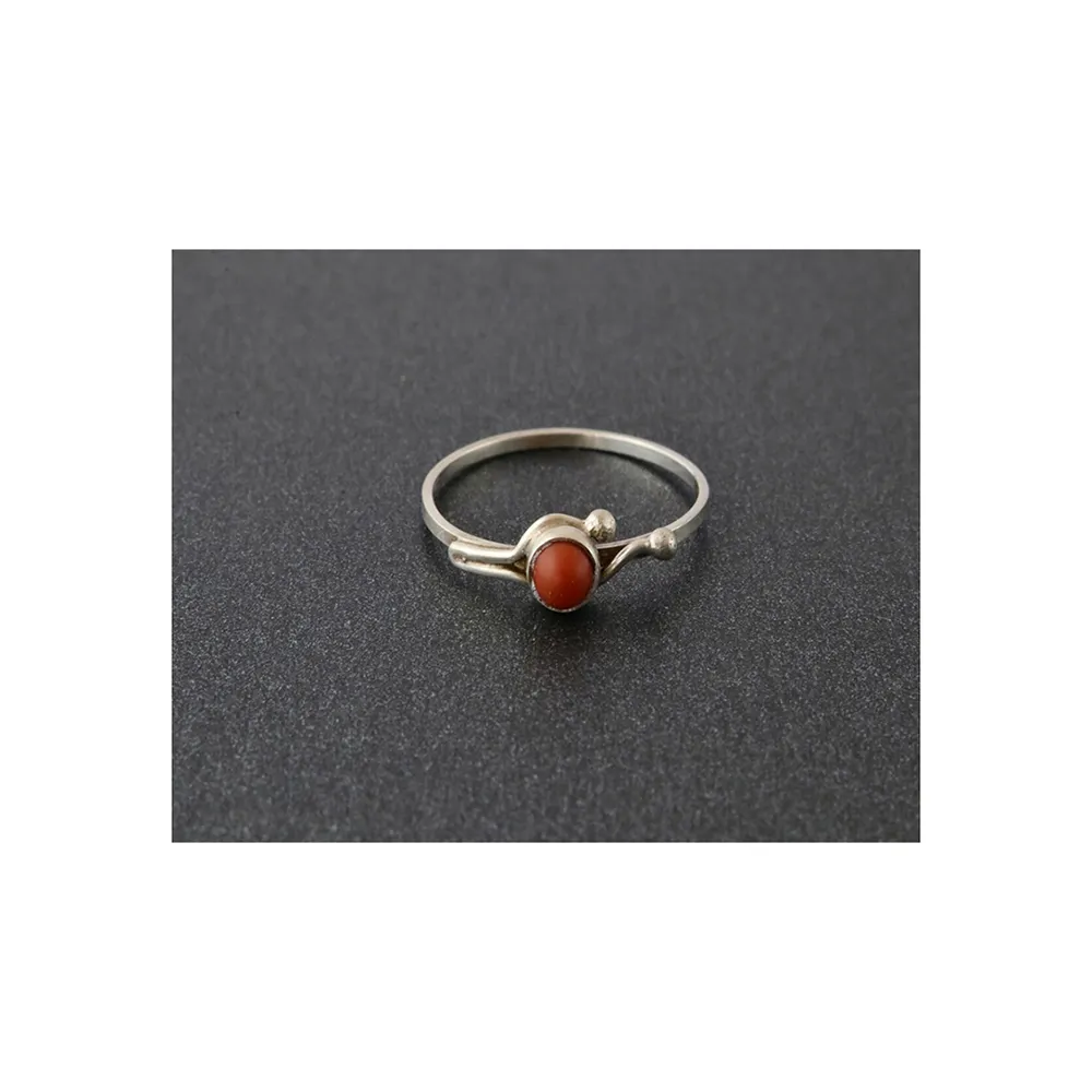 Very thin silver natural coral Minimalist Vintage silver ring