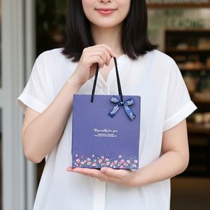 Bolsa de Papel Biodegradable Personalizada Más Vendida de Wins con Logotipo Impreso en Cinta para Promoción en Supermercados y Uso en Exposiciones - Product Image 3