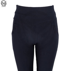 Vêtements de sport de qualité supérieure, matière premium, MOQ faible, prix bas, tissu personnalisé, pantalon évasé grande taille pour femmes. - Product Image 3
