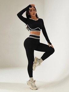 Ensemble de yoga pour femmes, automne-hiver, haut à col rond à manches longues et pantalon moulant taille haute, vêtements de sport de fitness - Product Image 4