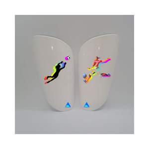 Armadura para Futbolista Femenina, Equipo de Protección Tipo 10, Espinilleras Modelo STDF1010, Diseño Personalizado Colorido de Alta Calidad - Product Image 1