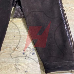 กางเกงบาวาเรียนหนังแท้คุณภาพสูงสำหรับผู้ชาย ขายส่ง รับทำโลโก้ตามสั่ง ขายดี - Product Image 5