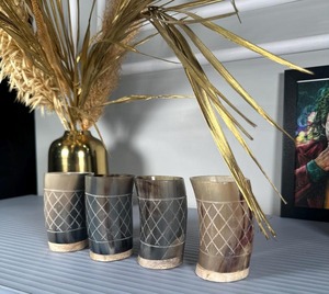 Authentiques cornes naturelles, tasses à boire vikings très demandées, mugs en corne véritable pour mariage, maison, hôtel, en provenance d'Inde - Product Image 6
