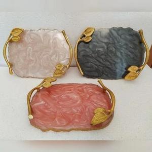 Plateau de service en résine de meilleure qualité Perle Argent Or Poignée Époxy de luxe Plat de service disponible en différentes couleurs au prix d'usine - Product Image 6