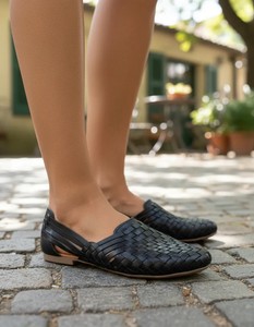 Mocassins plats noirs en cuir tressé pour femmes, à bout fermé, légers, respirants, solides, à enfiler, pour toutes les occasions - Product Image 6