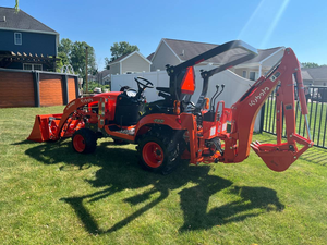 Tracteur utilitaire Kubota BX23S 23HP d'origine |   Tracteur diesel 4x4 pour l'agriculture et tracteur compact pour les projets d'aménagement paysager - Product Image 4