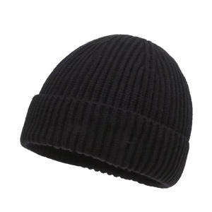 Wholesale Custom Embroidery Logo <b>Beanie</b> 100% Acrylic 85g Knitted Winter <b>Skull</b> Cap Custom Colors Winter Hat Manufacturer - Product Image 3