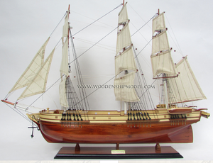 Modèle de bateau à voile en bois peint à la main ROCKINGHAM - Origine Vietnam - Décoration d'intérieur - Product Image 6