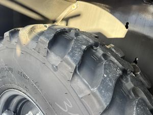 รถตักล้อยางรุ่น 321F ปี 2023 น้ำหนักบรรทุก 9 ตัน เครื่องยนต์แคตเตอร์พิลลาร์ พร้อมหัวตักด้านหน้าและด้านหลัง ขาย - Product Image 3