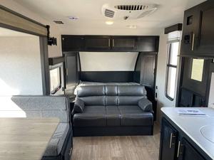 F-o-r-e-s-t R-i-v-e-r W-o-l-f P-u-p 16PF d'occasion 2022 - Product Image 6